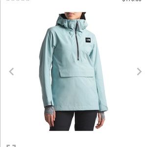 North face, ski/snowboard pullover
